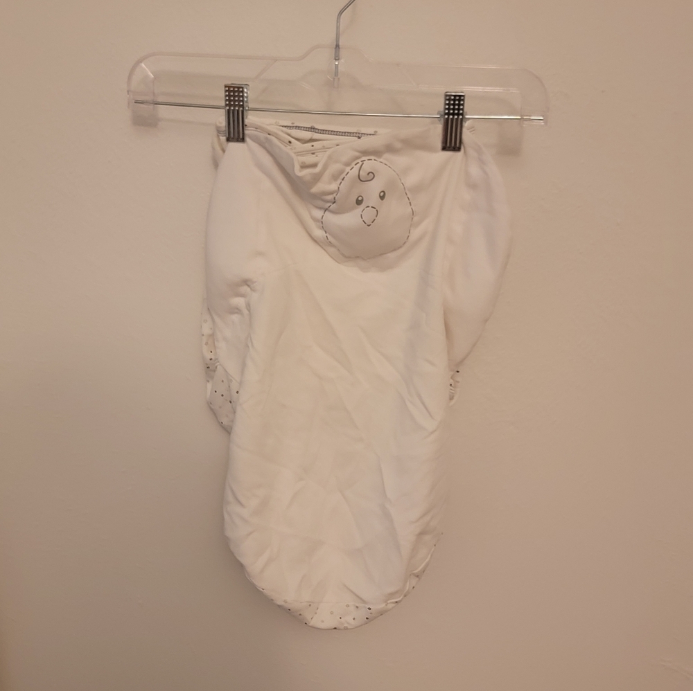 Nested Bean White Swaddle